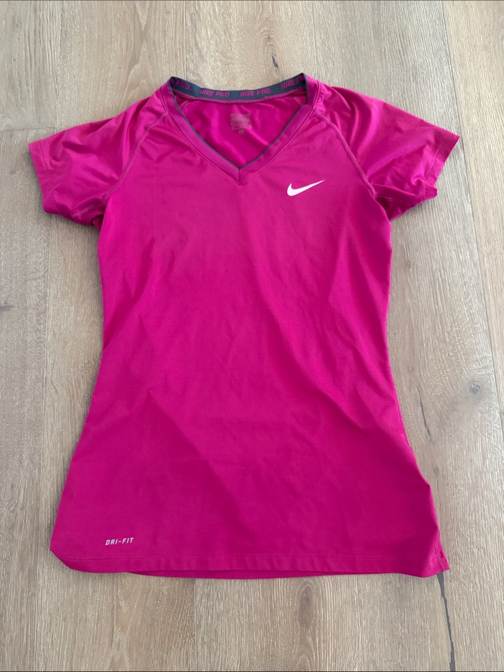 Nike Pro Women's Short Sleeve V-Neck Top